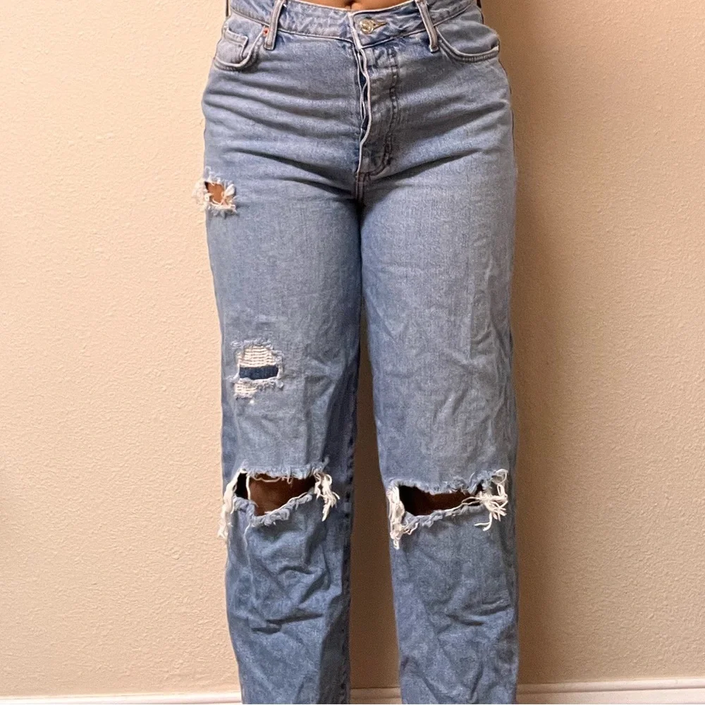 Forever21 premium light blue jeans - Picture 5 of 7